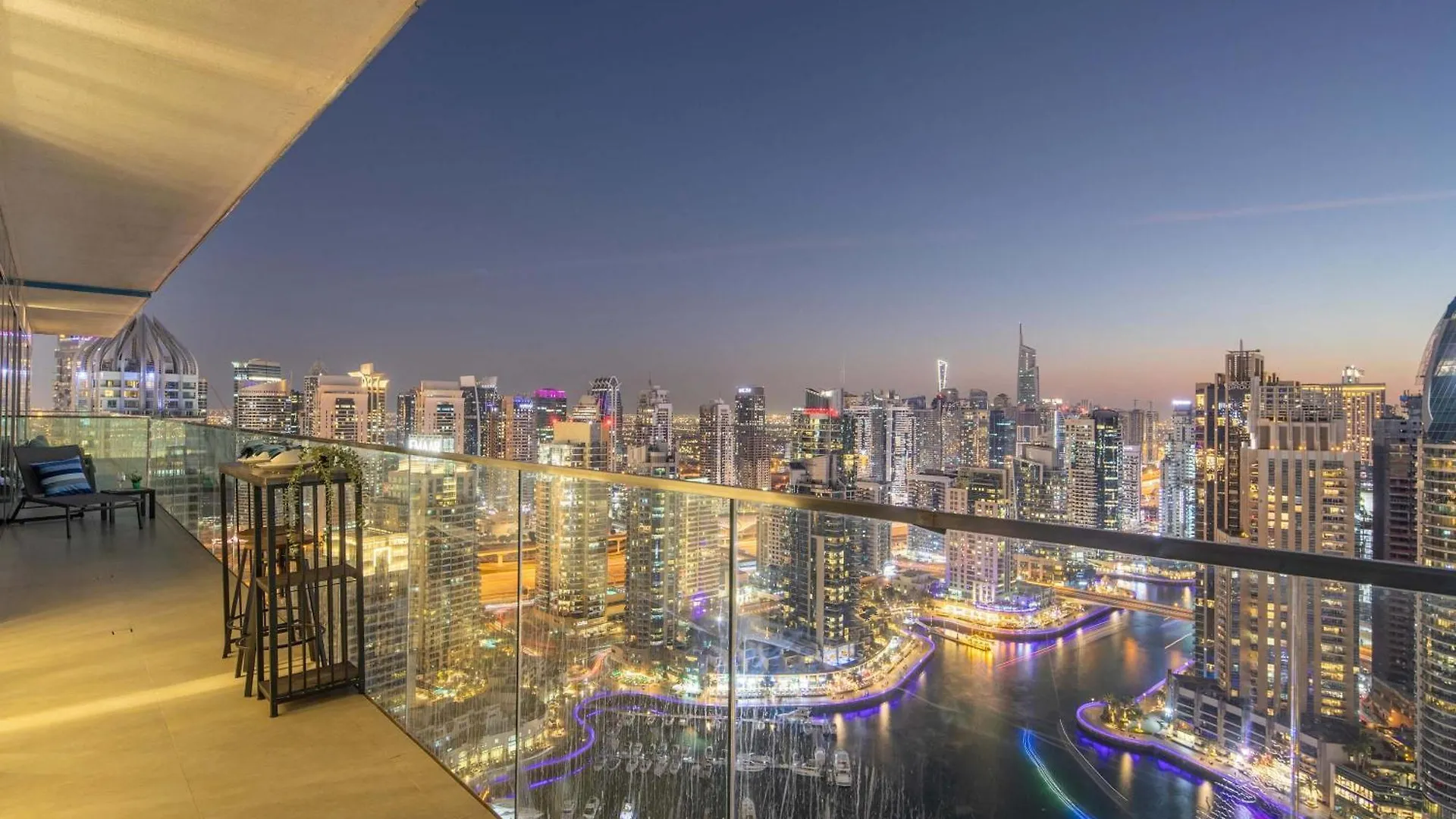 Apartment Frank Porter - Marina Gate Dubai