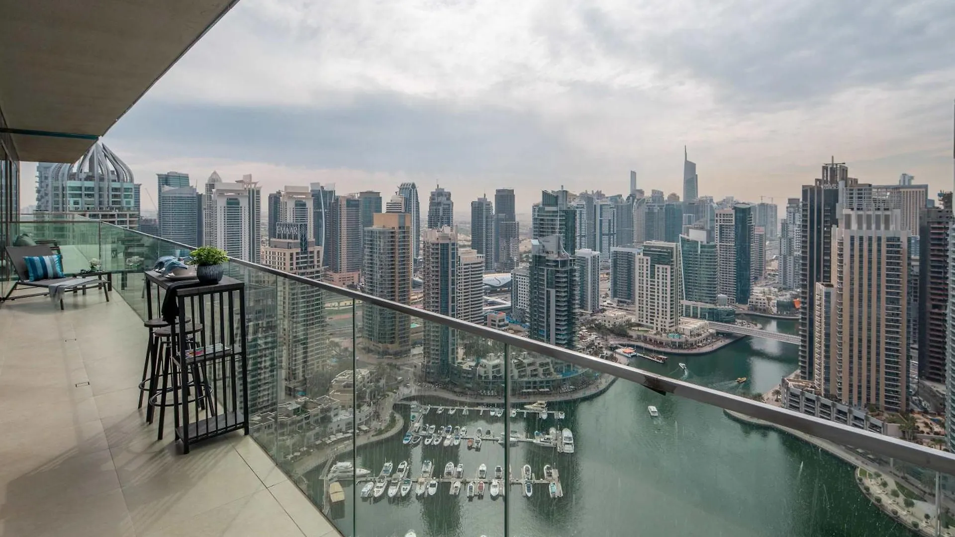 Frank Porter - Marina Gate Dubai United Arab Emirates