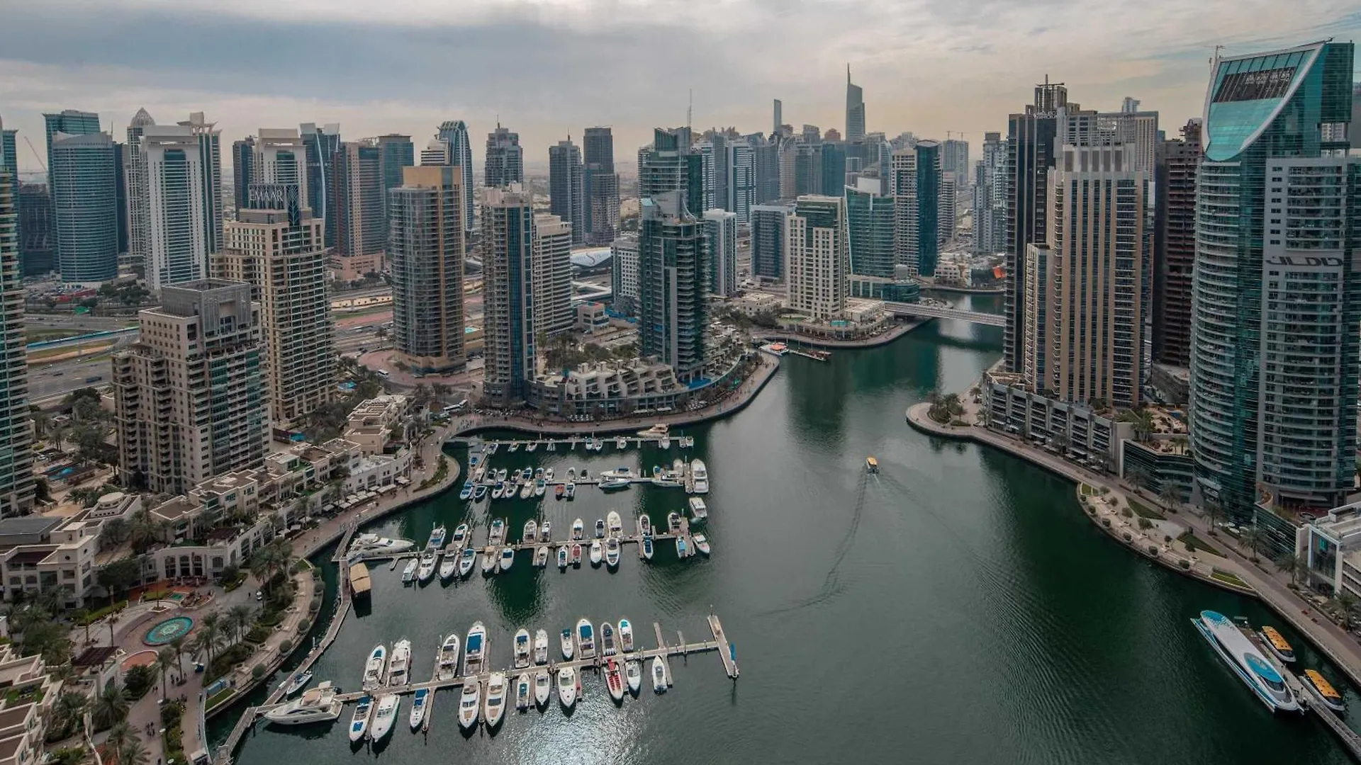 Frank Porter - Marina Gate Dubai Apartment