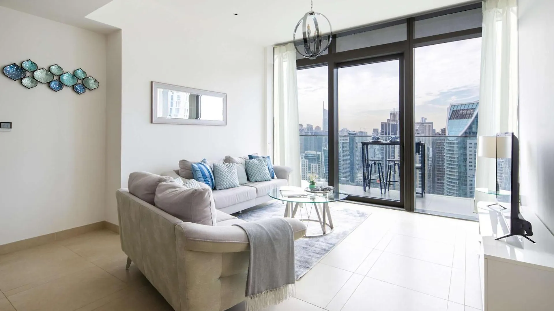 Frank Porter - Marina Gate Dubai Apartment